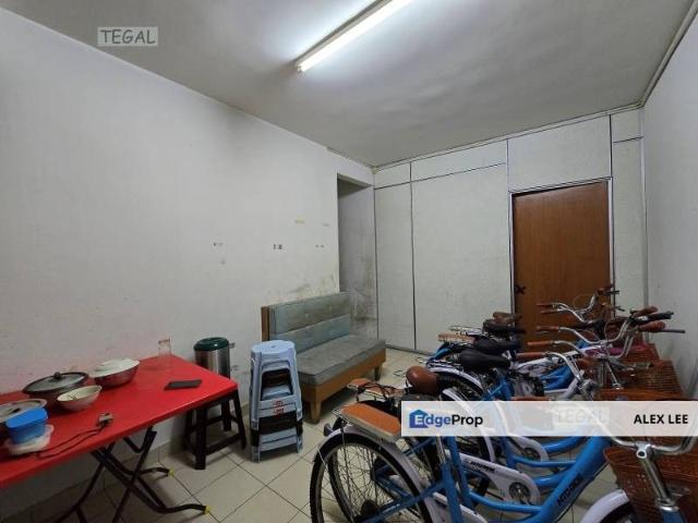 Akasia Apartment Setia Alam