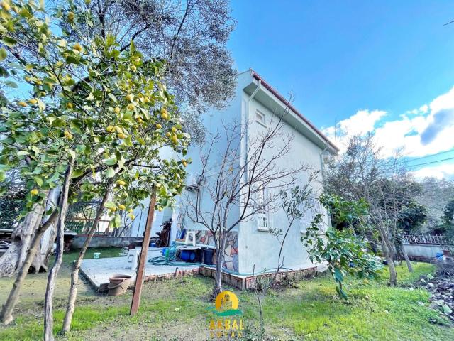 Akbaldan Güre Ssk Kampı Mevkii Denize 250mt Full Kredili Fırsat Satılık Villa