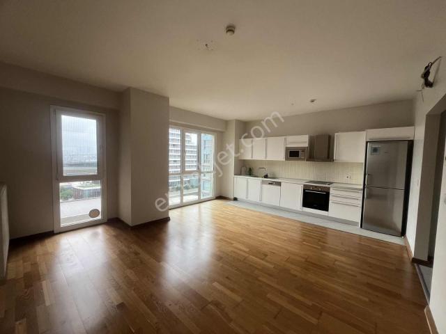 Akbatı Bahçeşehir Çiğdem Blok Büyük Tip Satılık 1+1 Boş Daire
