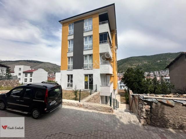 Akdeğirmen Mahallesinde 1+1 Eşyalı Kiralık Daire | Vadi Emlak