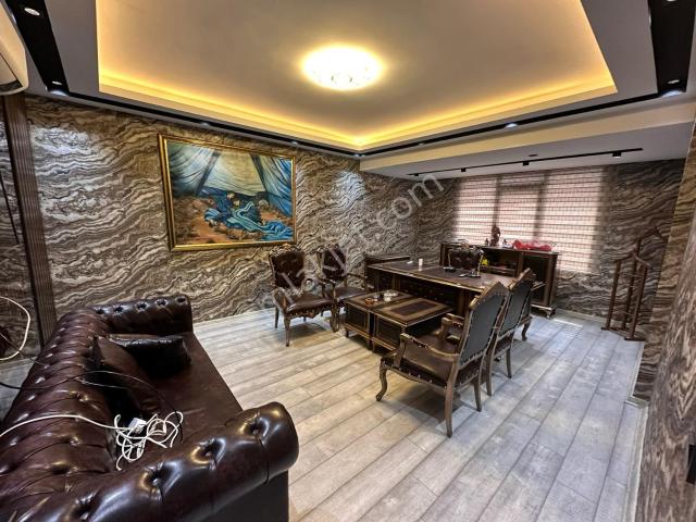 Akev Gayrimenkul'den Merkezi Lokasyon'da Eşyalı Lüks 3+1 Ofis