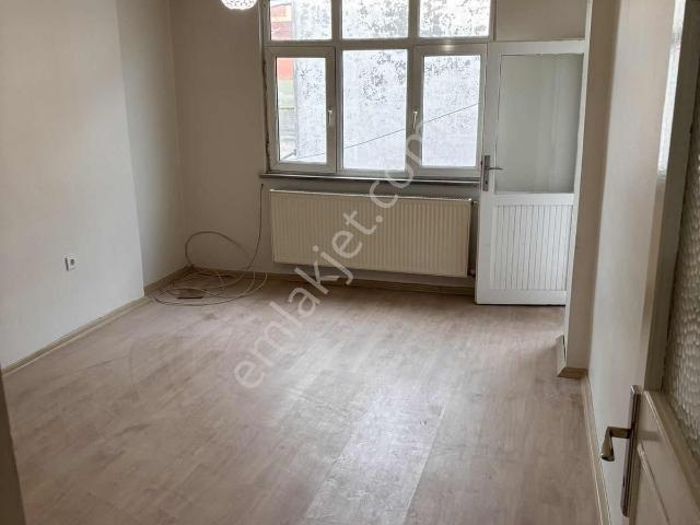 Aker Emlaktan 2+1 Kiralık Daire