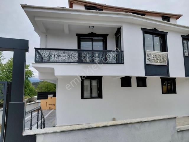 Akhan Mahallesinde 2+1 Yerden Isıtmalı Satılık Daire