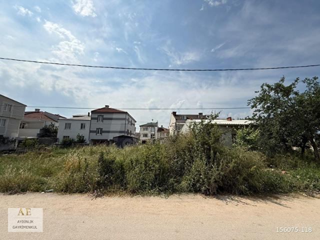 AKHİSARDA KARAYOLUNA YAKIN 2.5 KAT İMARLI 200 M SATILIK ARSA