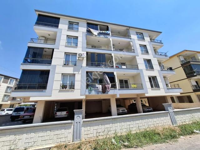 Akhisar Efendi Fahri Sertel Emlaktan Kiralık 3+1 Daire