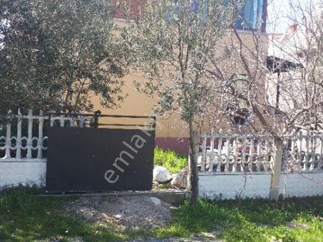 Akhisar Kayalıoğlunda Site İçinde Uygun Fiyata Satılık Triplex Villa