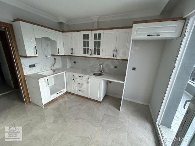 Akhisar Seyitahmet Mahallesi'nde 2+1 Kiralık Daire