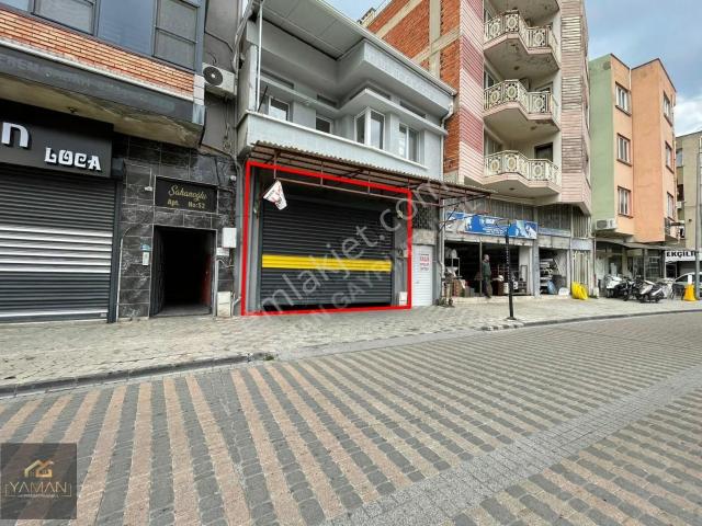 Akhisar Yeni Belediye Yanında 65 M² Kiralık Geniş Cepheli Dükkan
