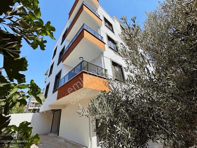 Akhisar'da Satılık Çatı Dubleks Daire