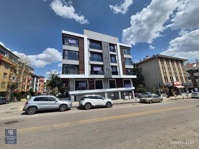 AKIN CADDESİNDE KONUT,İŞ,OFİS İÇİN UYGUN KİRALIK 2+1 DAİRE