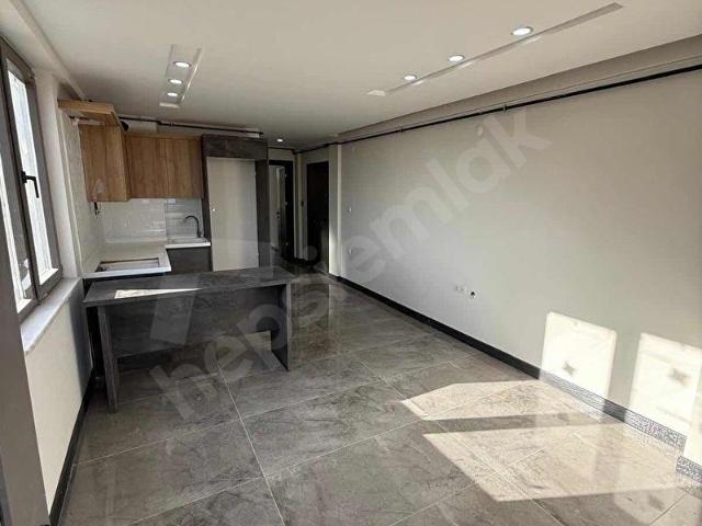 ÇAKIRLAR'DA HAVUZLU SİTE İÇERİSİNDE SATILIK 1+1 DAİRE