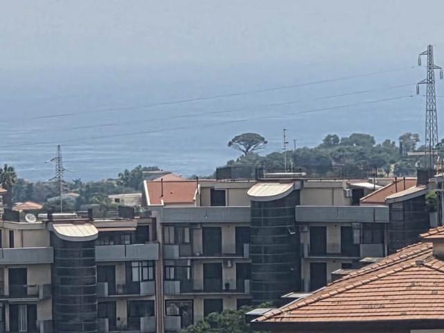 AKIS NON ARREDATO PANORAMA MARE