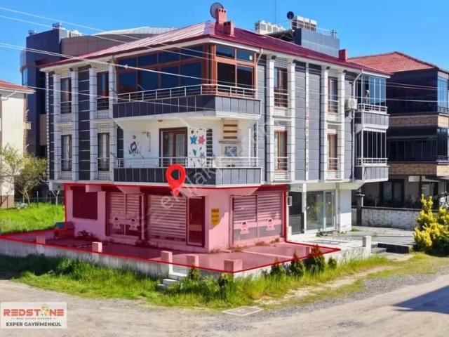 Akkum'da Hastane Karşısı, Geniş Açık Alana Sahip, 60 M2 Dükkan