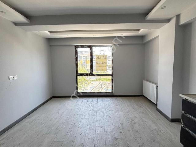 Akkaya İnşaattan Şeyh Sinan Mh. Ara Kat Sıfır Satılık 2+1