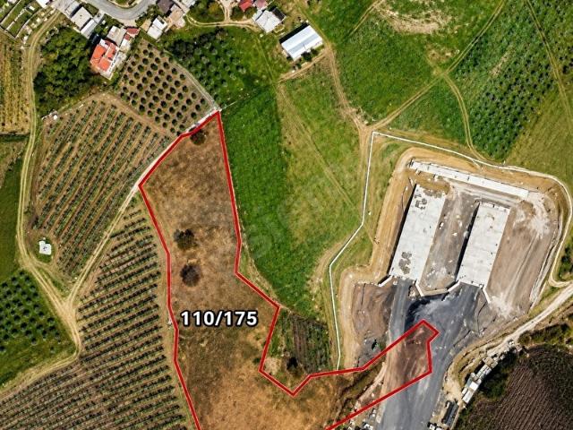 AKKOÇ EMLAKtan BAĞCILAR İHSANİYEde OTOBAN ÇIKIŞINDA DEPO ALANI