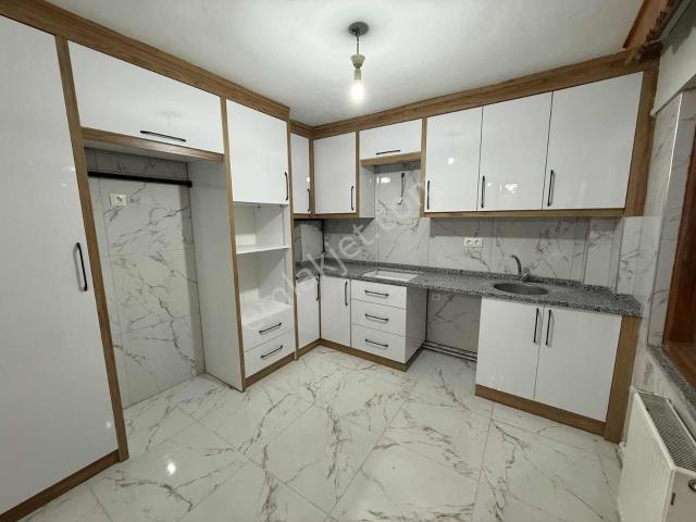 Akkonak'ta İçi Tadilatlı Arakat 3+1 Daire