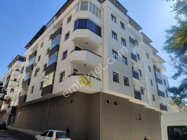 Akpınar Mah Pazar Yanı Satılık 3+1 Yapılı Uygun Daire