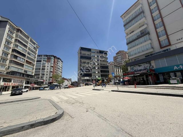 Akprime'dan 4 Yol Ağzı Göbekte Devren Ruhsatlı Oto Yıkama
