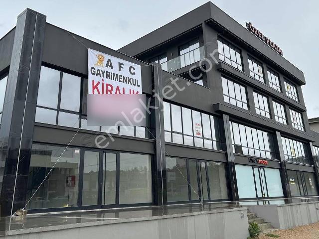 Aksu Merkez De Kiralık Dükkan Veya Ofis