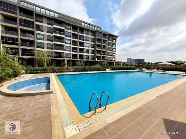 Aksu Altıntaş Havuzlu Site'de 1+1 Lüks Mobilyalı Daire