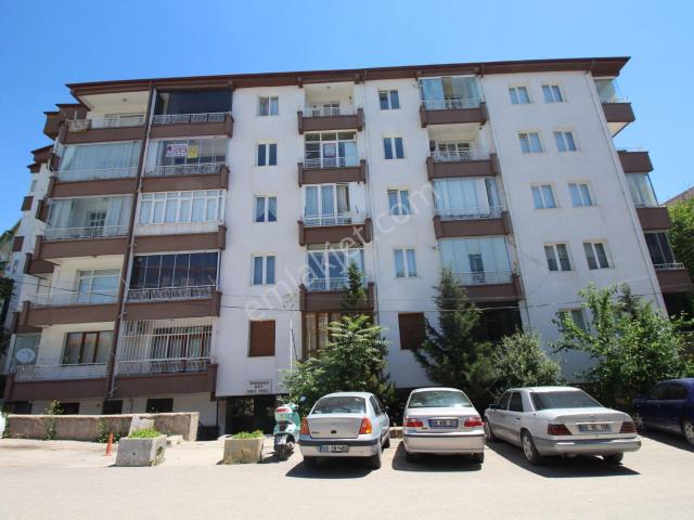 Aksaray Coğlaki Mah.40 M'lik Yolcepheli Satılık 3+1 Geniş Daire