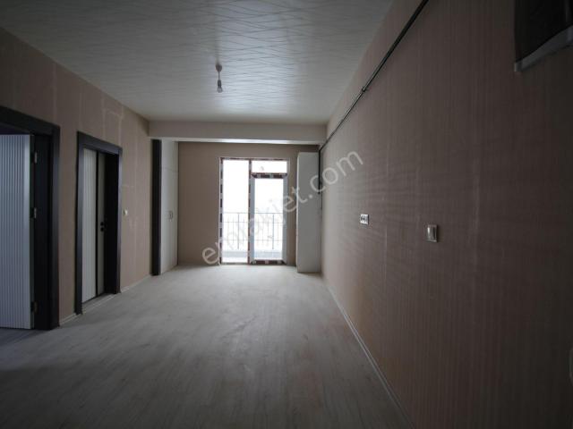 Aksaray Hacılar Harmanı Yeni Belediyeye Yakın Satılık 2+0 Eşyasız Daire