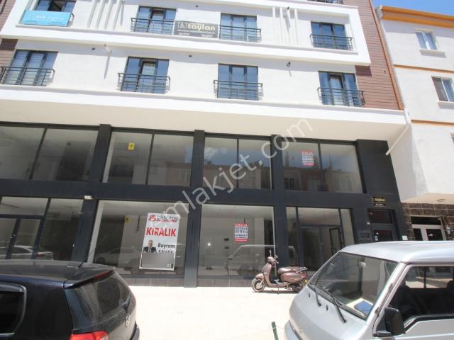 Aksaray Hamidiye Mahallesinde Kiralık 350 M Dükkan