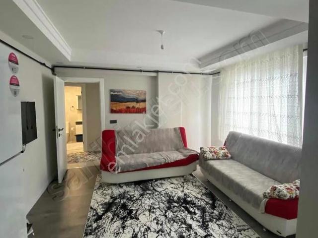 /*aktürk Emlak*\1+1 Katta Cam Balkon İskanlı Kombi Petekli