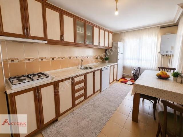 /aktürk Emlak/ Ara Kat İskanlı Asansörlü Masrafsız 3+1 Daire