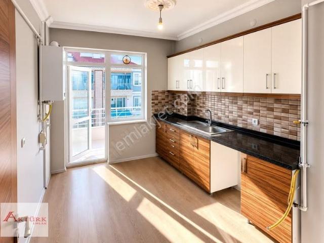 /aktürk Emlak/ Kök Tapu Kredi Sorunsuz Katta Çift Balkon Daire