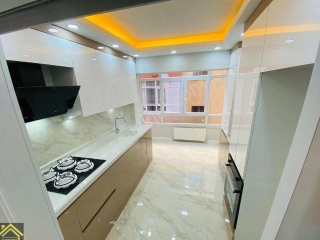 Aktif ‘ten Maraşal Çakmak Mah.de Ful Yapılı 3+1 Daire