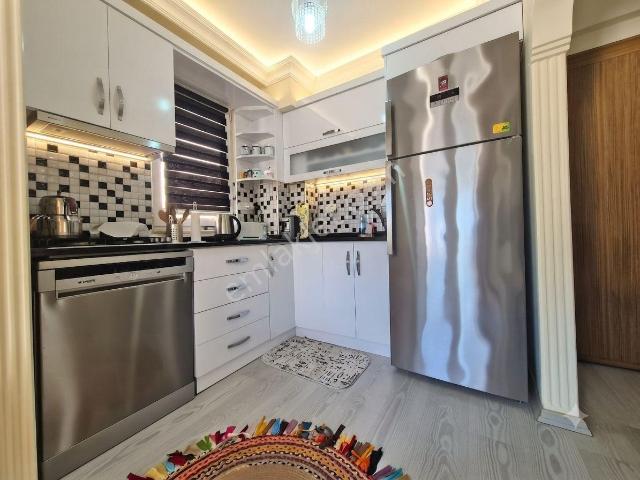Aktif'ten Akçay Merkez'de Satılık Eşyalı Denize Yakın Ön Cephe 3+1 Dublexx