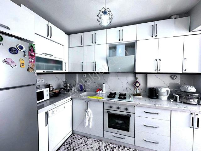 aktif'ten Akçay Merkez'de Satılık Full Yapılı Yüksek Kredili Ön Cephe 2+1 Daire