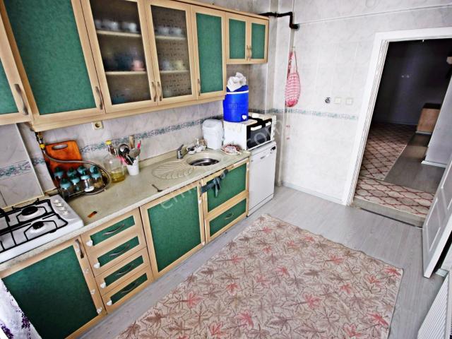 Aktif'ten Akçay'da Barbekülü Arakat Geniş Balkonlu Satılık Ayrı Mutfaklı Geniş 3+1 Daire