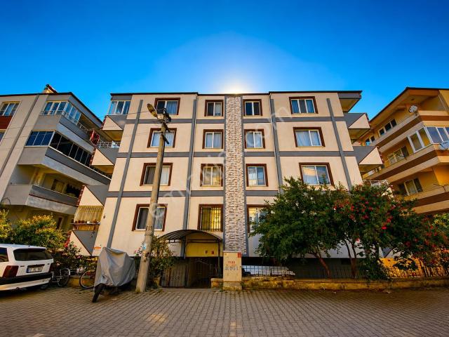 aktif'ten Akçay'da Satılık Ayrı Mutfaklı Ön Cephe Çift Wcli Geniş 2+1 Daire