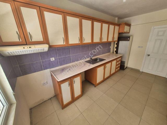 aktif'ten Akçay'da Satılık Doğalgazlı Arakat Barbekülü Geniş 2+1 Daire