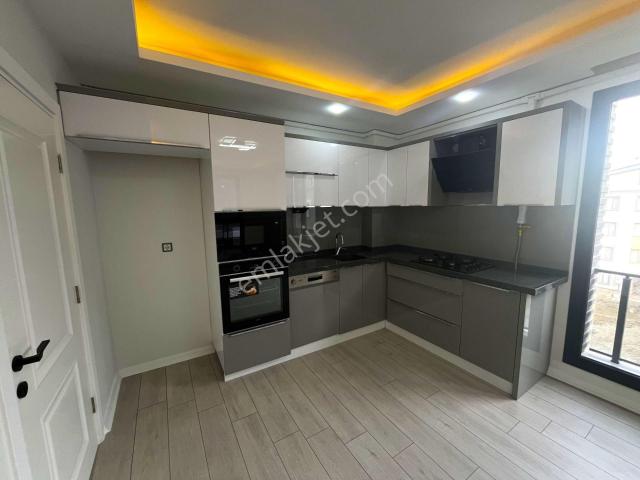 aktif'ten Akçay'da Satılık Denize Yakın Doğalgazlı Harika Tasarımlı 1+1 Daire