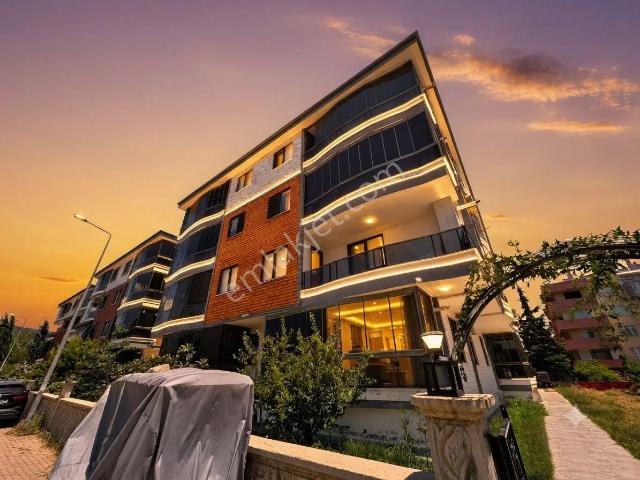 Aktif'ten Akçay'da Satılık En Nezih Muhitte Kombili Harika Fırsat 1+1 Daire