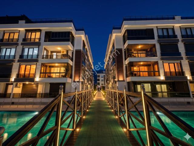 aktif'ten Akçay'da Satılık Şehrin İçinde Tatil Konforu Sunan Havuzlu 2+1 Daire
