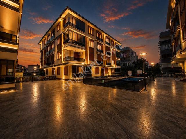 aktiften Akçay'da Satılık Havuzlu Otoparklı Harika Tasarımlı 2+1daire