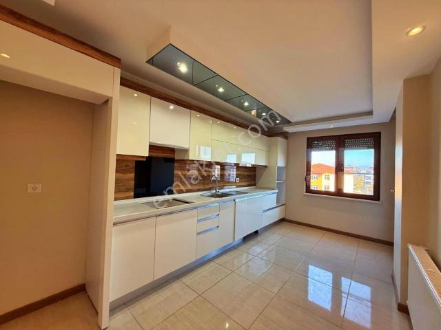 aktif'ten Akçay'da Satılık Özel Dizayn Teraslı 4+1 Dubleks Daire