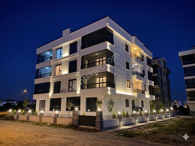 aktiften Akçay'da Satılık Modern Mimarinin Eşsiz Çizgilier İle Buluştuğu 2+1 Daire
