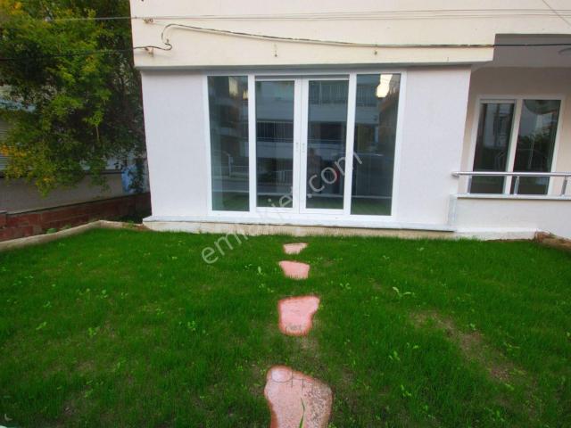 aktif'ten Akçay'da Satılık Müstakil Tadında Ayrı Mutfaklı Ön Cephe Geniş 2+1 Daire