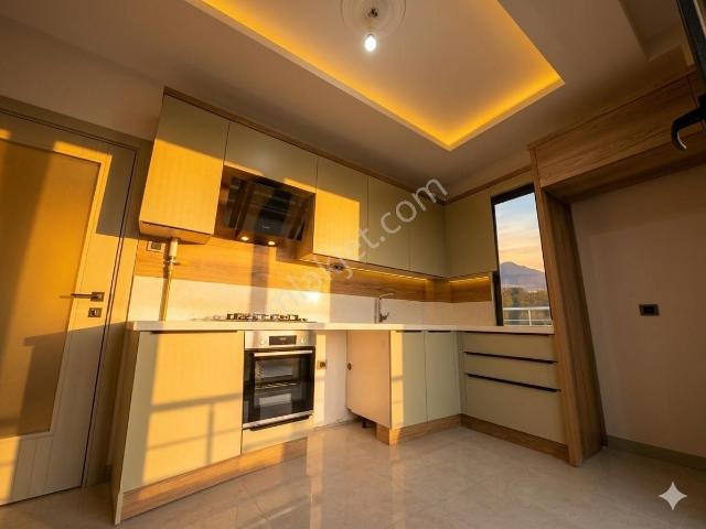 aktif'ten Akçay'da Satılık Tasarım Harikası Denize Yakın Sıfır 2+1 Daire