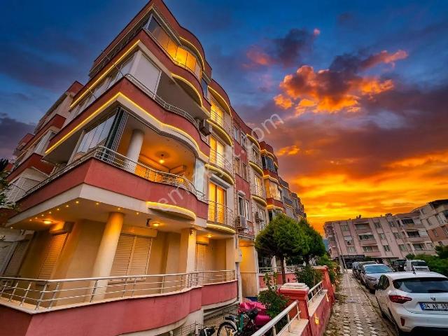 Aktiften Altınkum Merkezde Satılık Denize 300mt Kaçmaz Harika 2+1 Daire