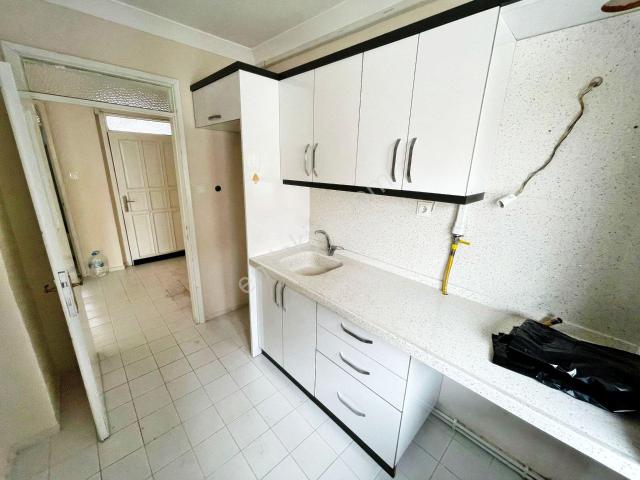 aktif'ten Altınkum Merkezde Satılık Denize Yakın Çift Balkonlu 2+1daire