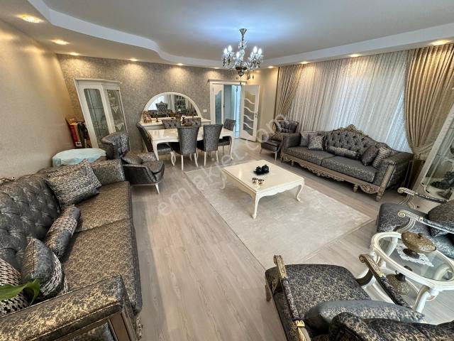 Aktif'ten Riverside Sitesi'nde Lüks 5+1 Fırsat Daire