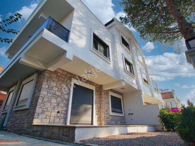 ▓aktif'ten İkizçay'da Hayran Kalacağınız Otoparklı Lüx 4+1 Villa
