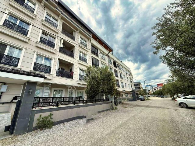 aktif'ten Kadıköy'de Satılık Doğa Manzaralı 2 Yaşında Geniş 2+1 Daire