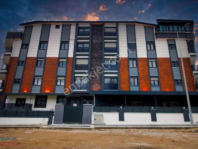 ▓aktiften Modern Mimarinin Eşsiz Çizgiler İle Buluştuğu 1+1daire